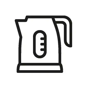 vollausgestattete Küche mit Wasserkocher