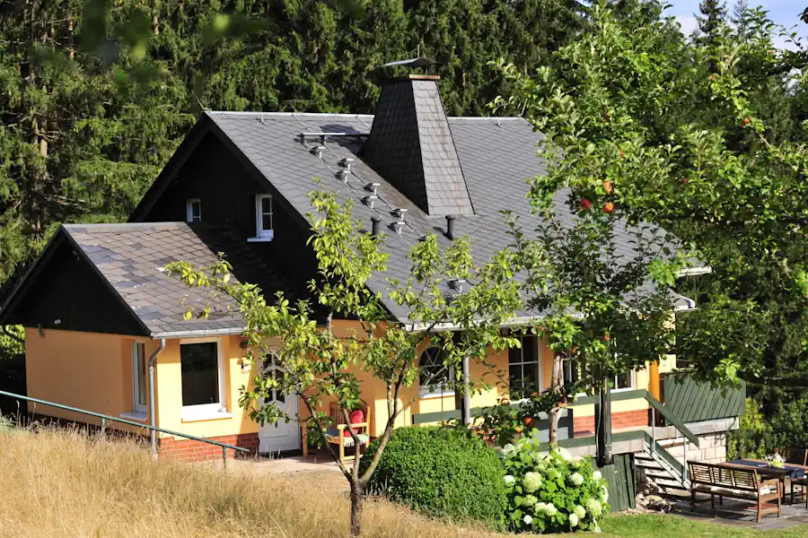 ferienhaus_gartenansicht